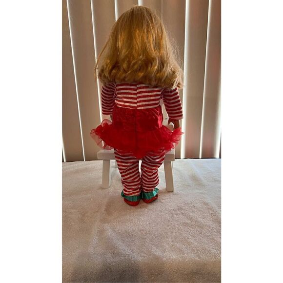 BATTAT OUR GENERATION STRAWBERRY BLONDE BLUE EYES IN ELF OUTFIT CHRISTMAS 18" - Picture 6 of 7